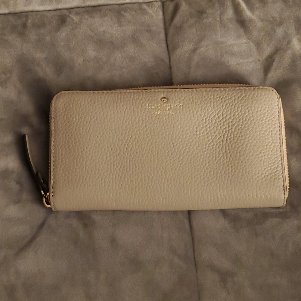Kate Spade tan pebble leather wallet
